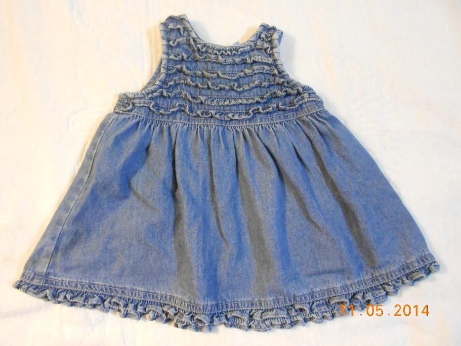 Сарафанчик для маленькой леди. хорошем состоянии.