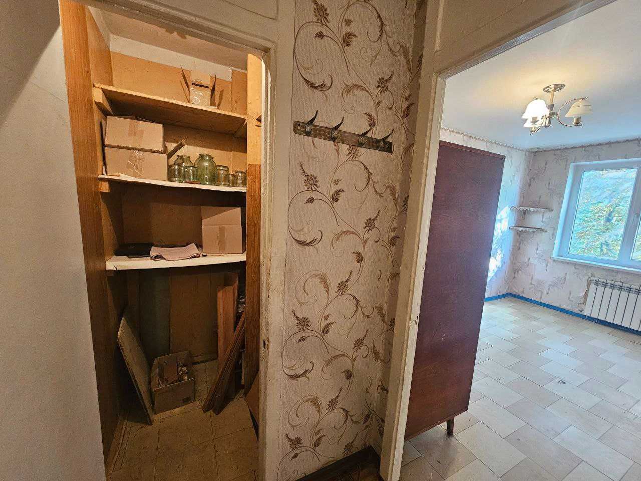 Продается двухкомнатная квартира на Дзержинке, ул. Бызова (бывш.Якира)