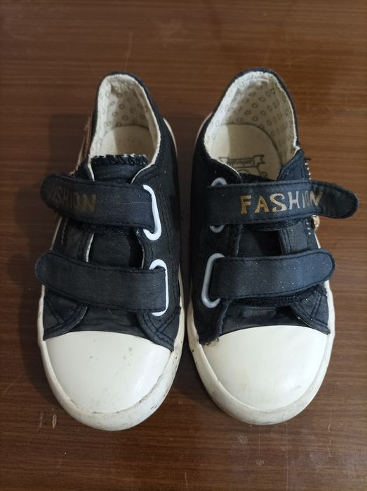 Кеди для дівчинки