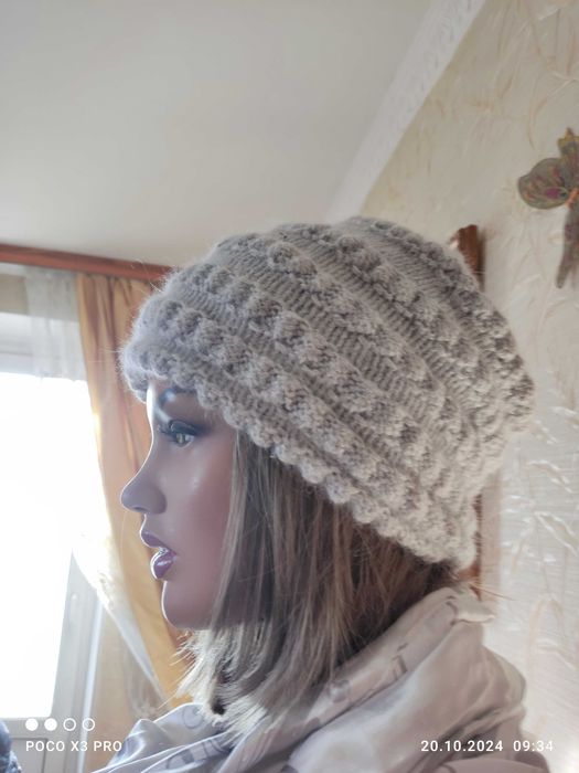 Шапочка пух норки на мериносе.Новая.