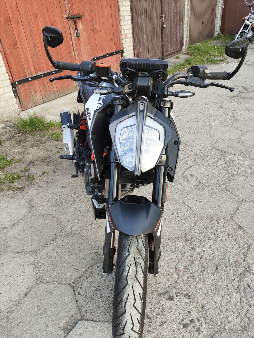 KTM Duke 125 ABS 2021r kat.B