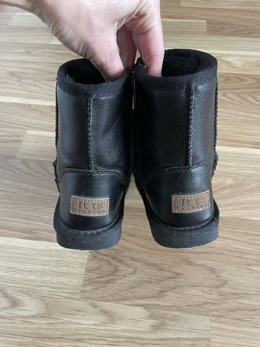 Дитячі уггі чорні шкіряні розмір 31 устілка 19.5 см