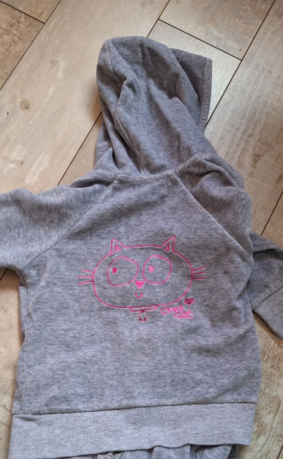 Dres dla dziewczynki r. 98/104
