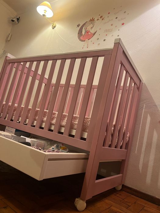 Berço com gaveta + colchão