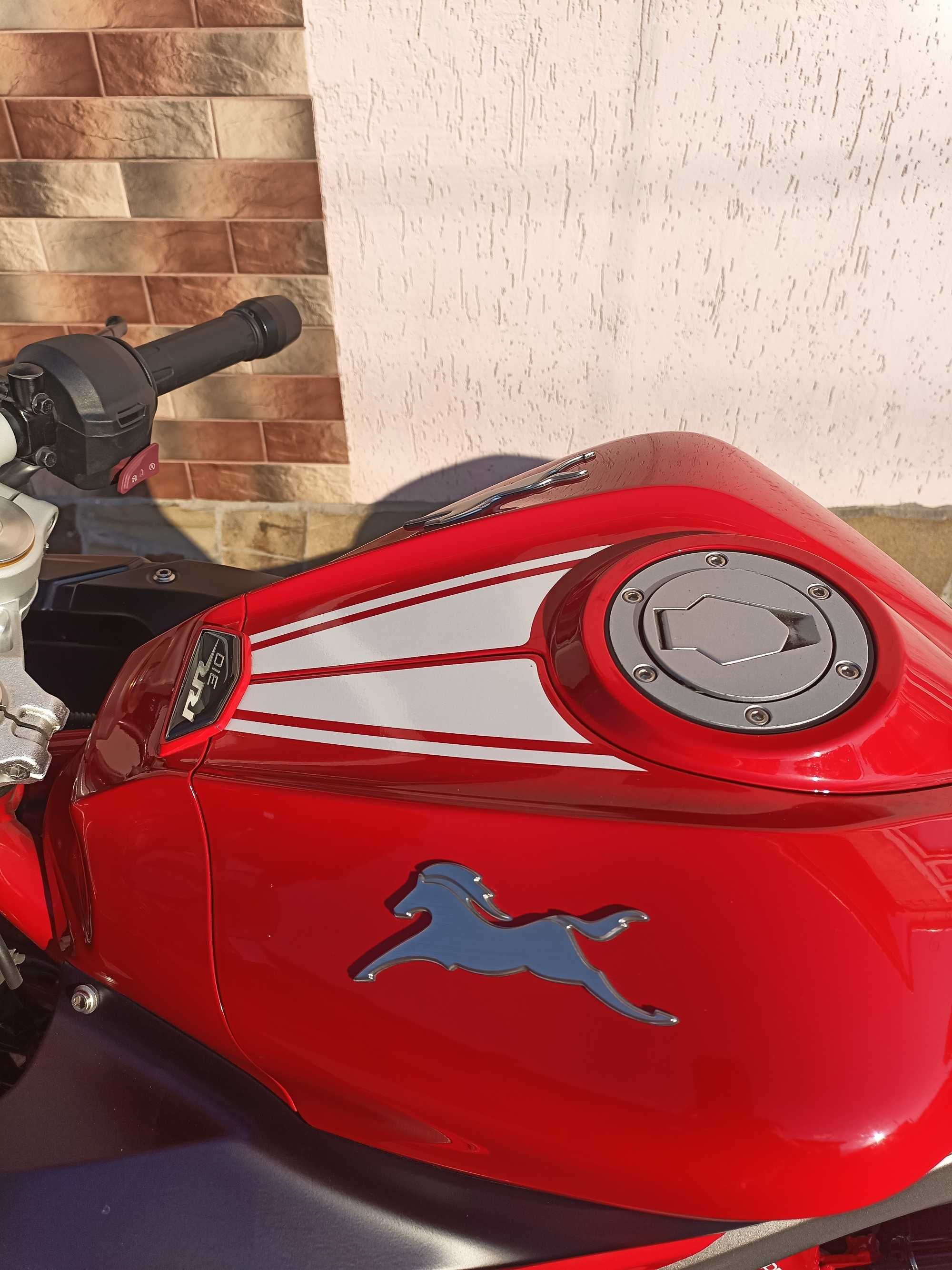 Мотоцикл TVS Apache RR 310
