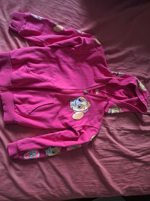 3 sztuk bluzy od 122-128
