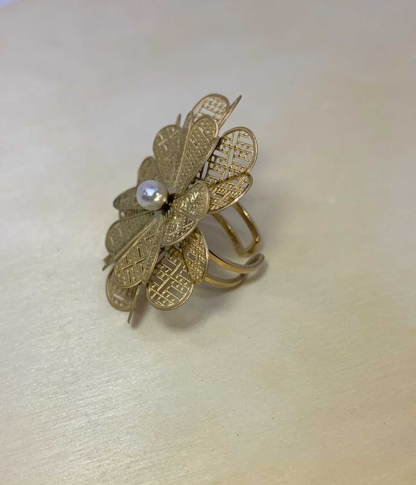 Anel ajustável de flor em aço inoxidável