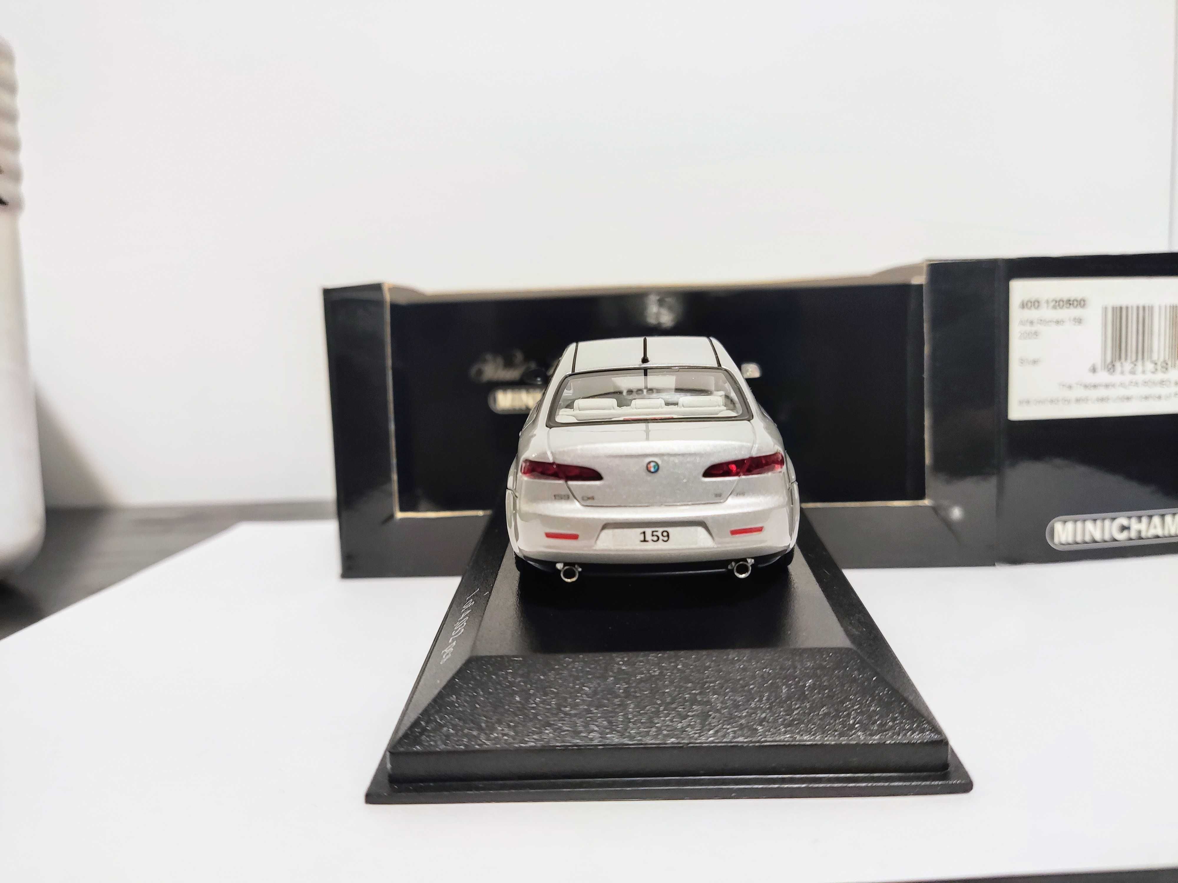 Alfa Romeo 159 1:43 Minichamps