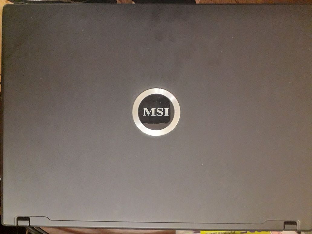 Ноутбук MSI EX600 (EX600-064UA)
