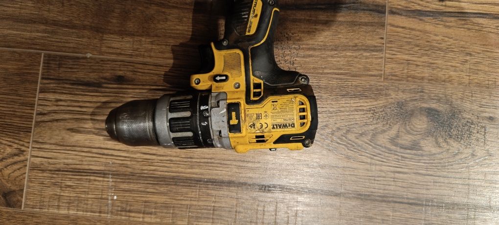 Wkrętarka DeWalt dcd 796  Aku 5ah