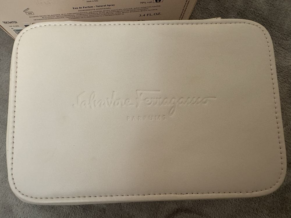 Продам новве косметички Salvatore Ferragamo, Lancome