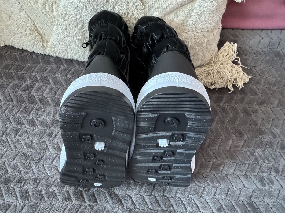 Nowe kozaki dziewczęce Sinsey rozm.34/dł. wkł.23cm