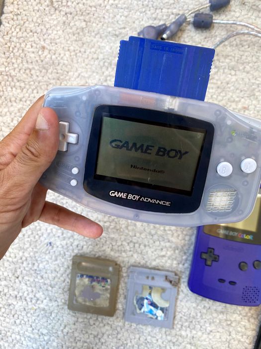 Gameboy's color e advance + jogos pokemon