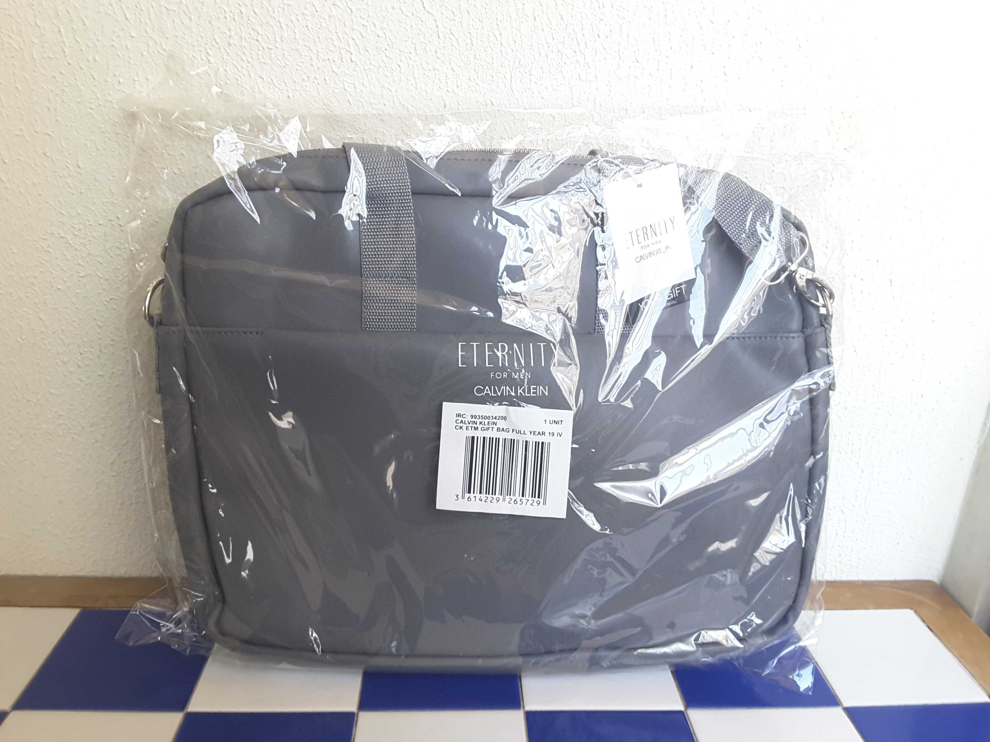 Bolsa/Pasta/Mala para Portátil Calvin Klein Eternity (NOVA!)