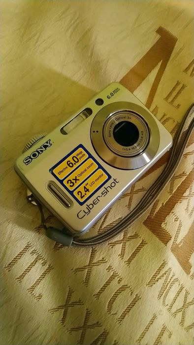 Aparat sony cyber-shot DSC S500