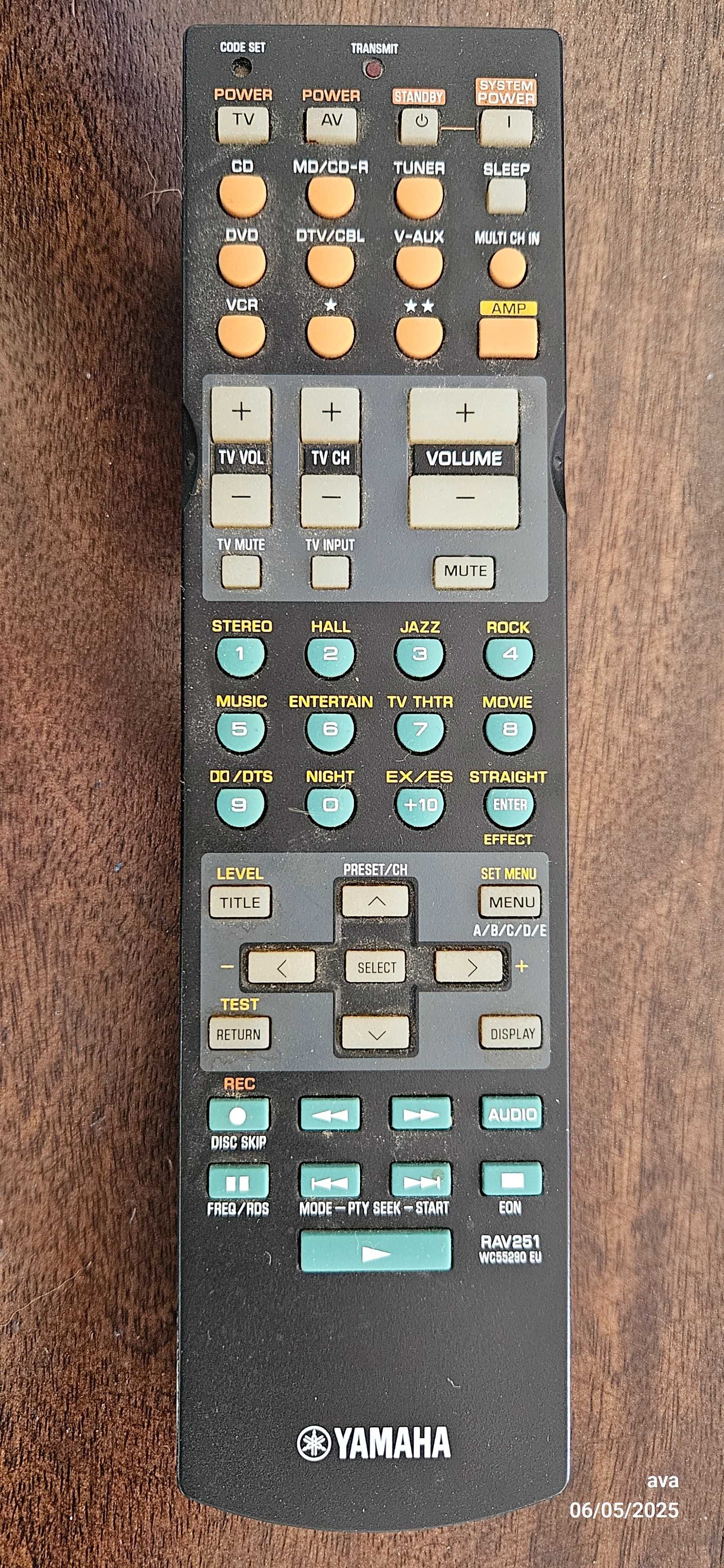 YAMAHA - Amplificador RX-V550