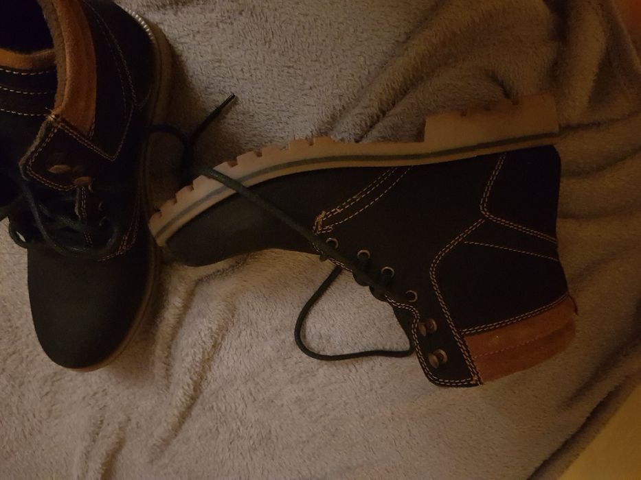 Nowe trapery Lasocki rozmiar 40 damskie czarne