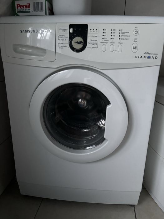 Робоча пральна машина Samsung Diamond WF0400N2N