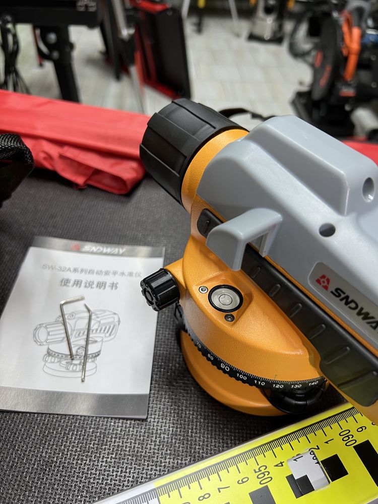 Оптический нивелир Sndway SW-32A До 120 м + рейка алюминиевая 3 м