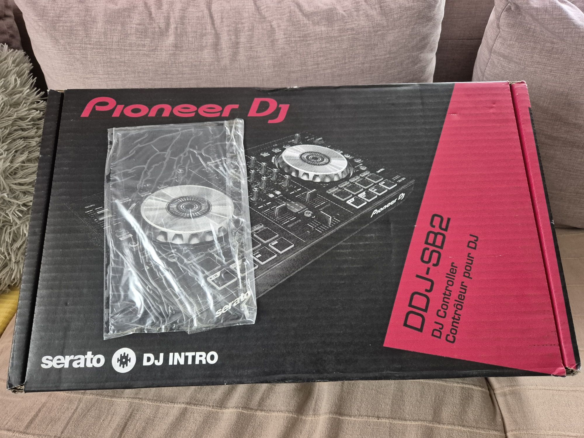 Pioneer DDJ-SB2 konsola