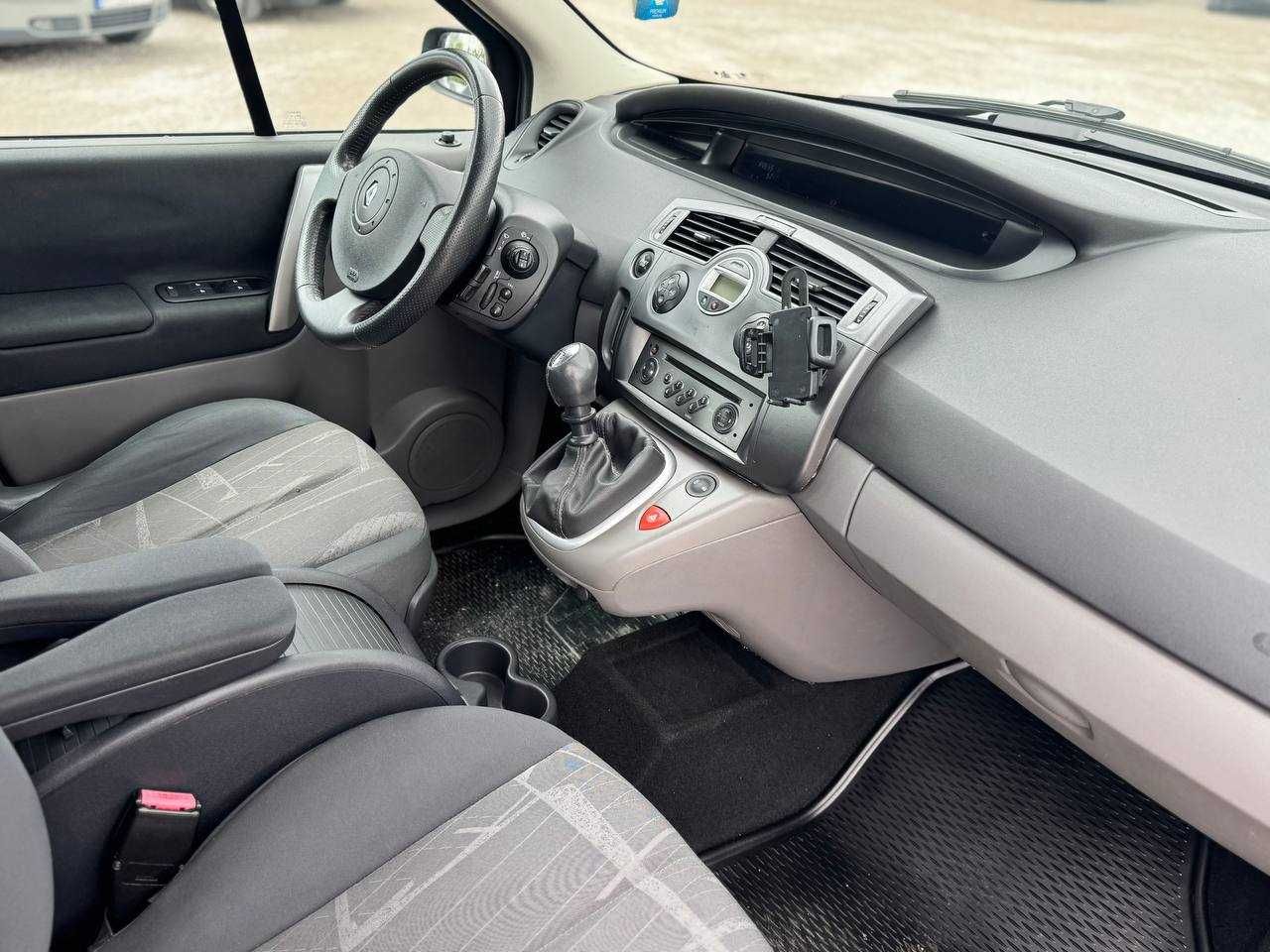 Renault Scenic 2006р. 2.0 бензин,обмін (Перший внесок від 20%)