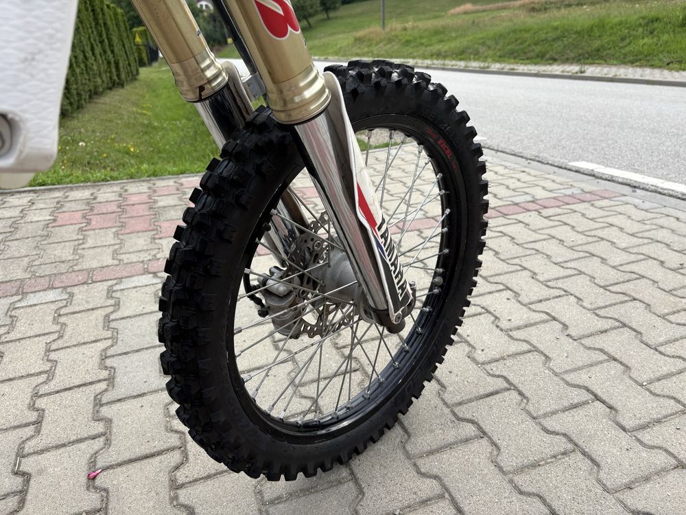 Yamaha yzf 450 cross 2011