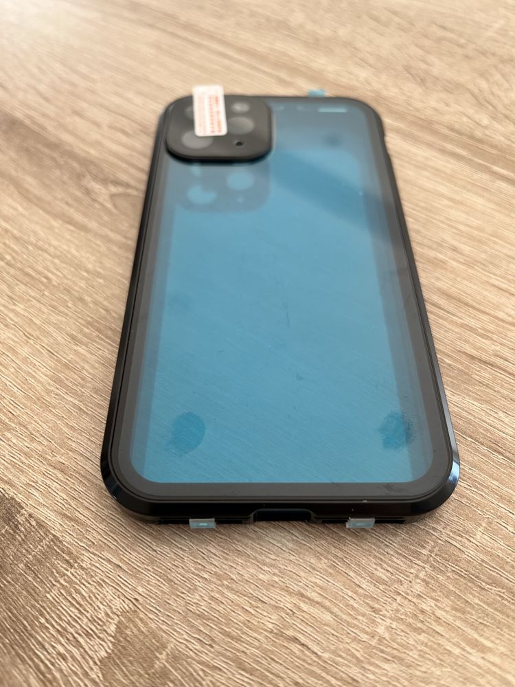 Sprzedam! Etuj iphone 11 pro!