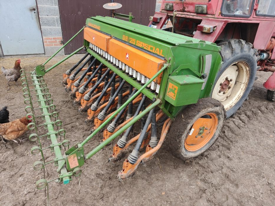 Amazone d8 2,5m super stan