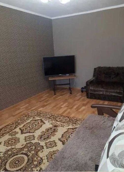 Продам 1 к. кв р-н завод Шевченко