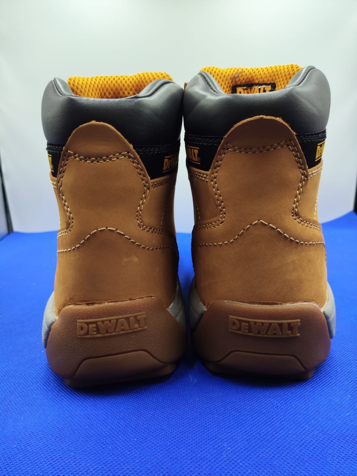 Робочі черевики DeWalt - 44 розмір. Оригінал