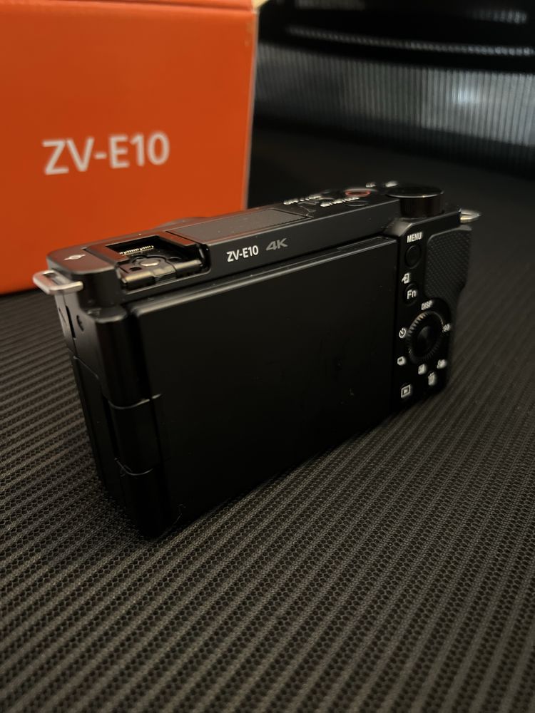 Sony ZVE-10 c/2 baterias + cartao + cage+ factura
