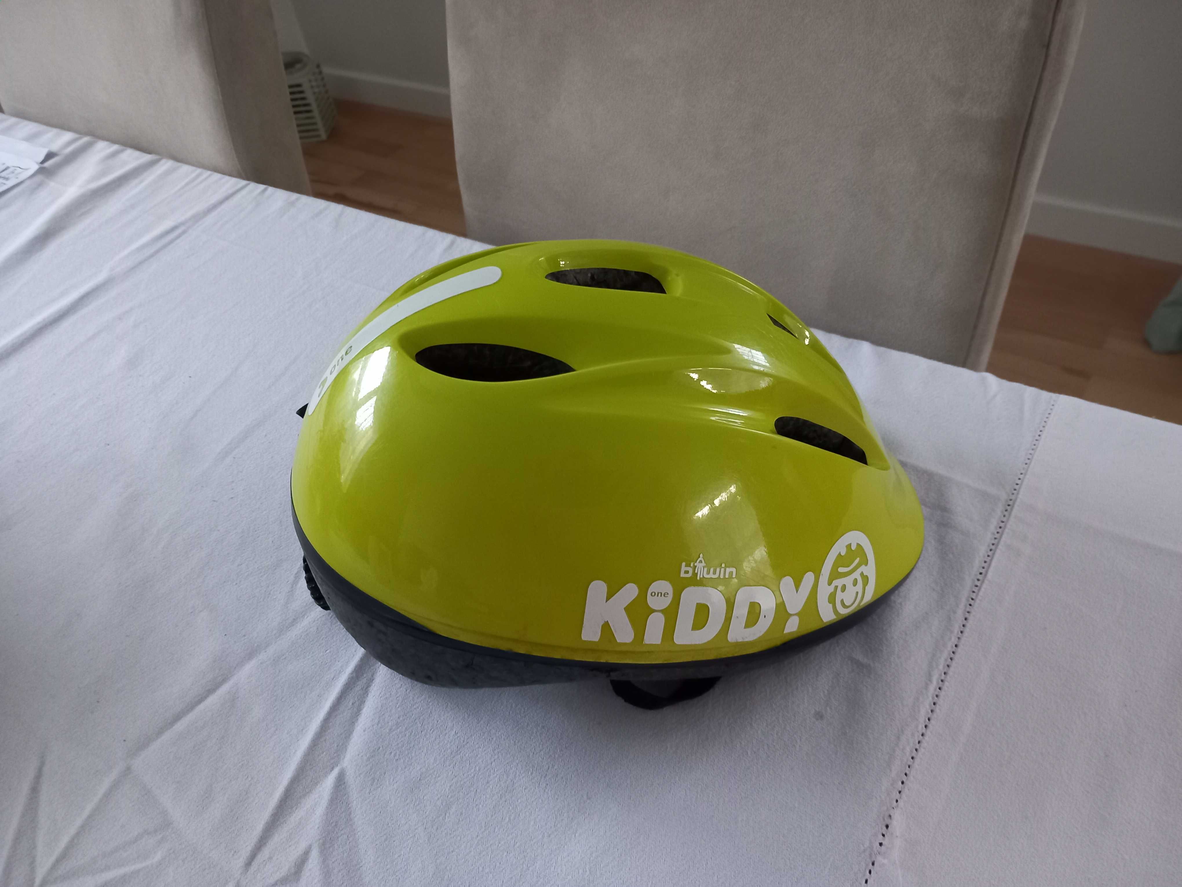 Kask rowerowy Kindy "M"