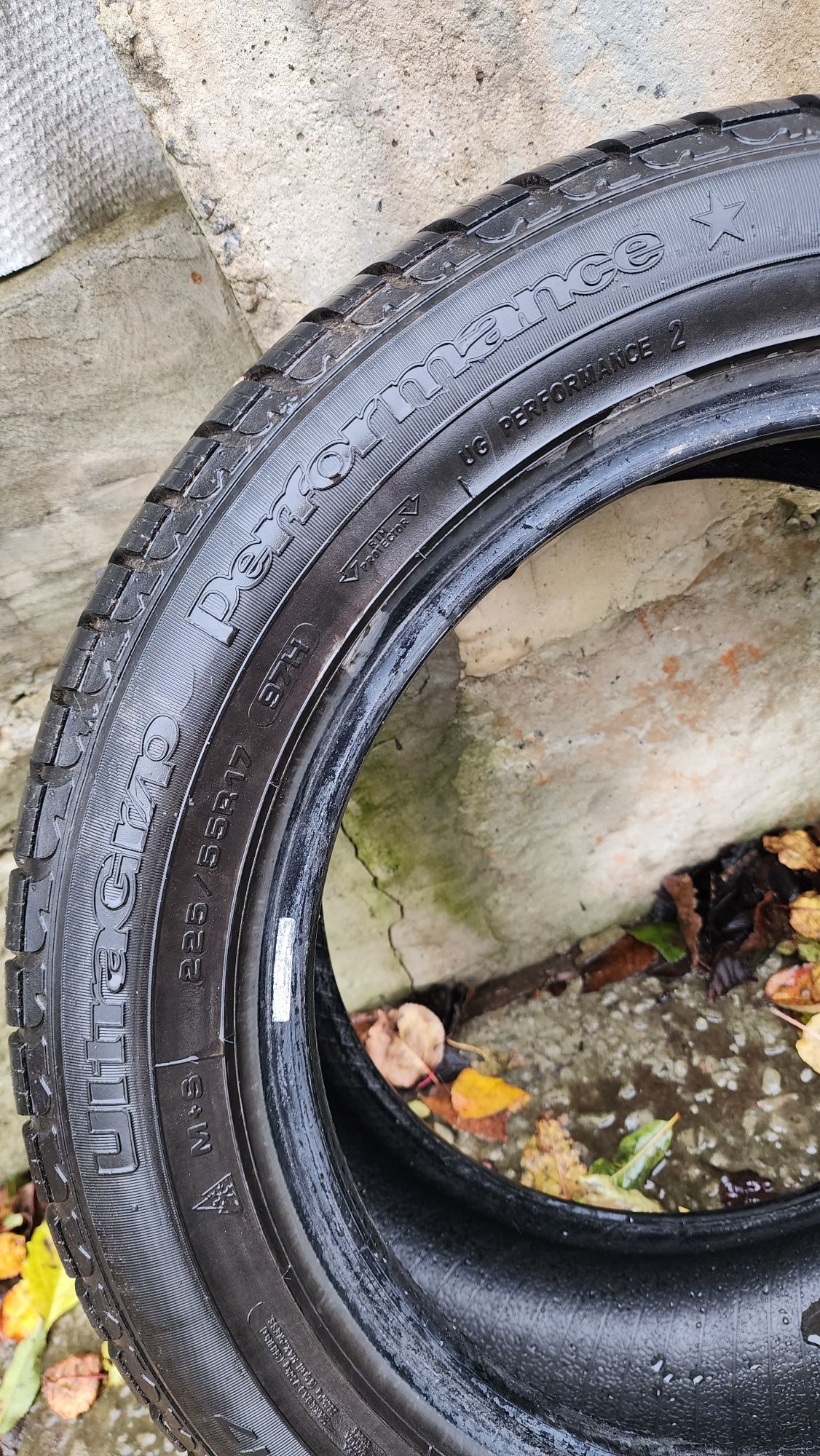 Гума Резина зима 225 55 17 goodyear ultragrip performance пара колес