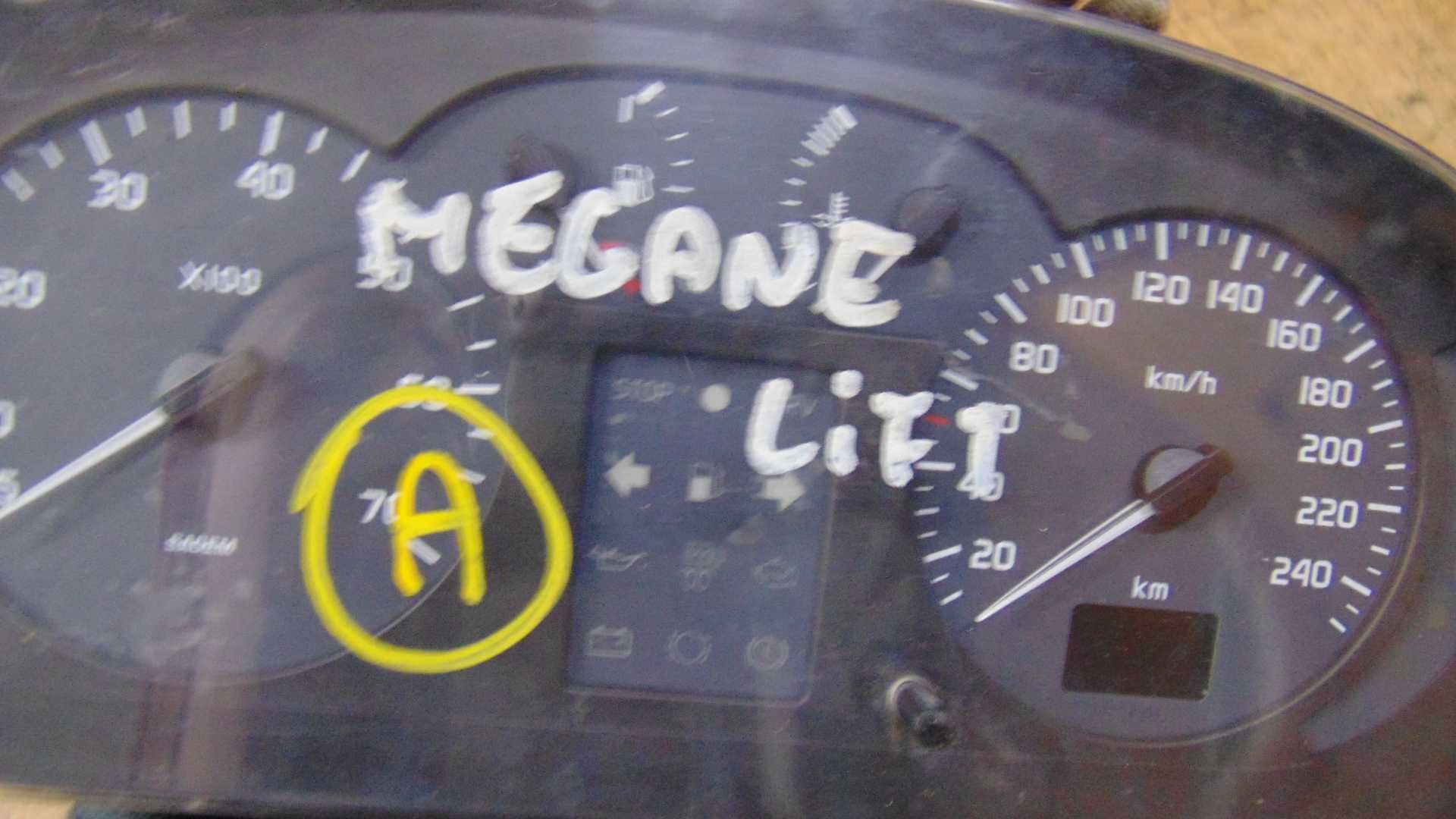 Mar55 Licznik zegary prędkościomierz renault megane I lift wysyłka