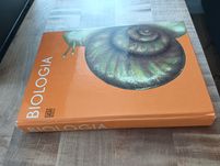 Książka podręcznik ze ślimakiem do szkoły Biologia