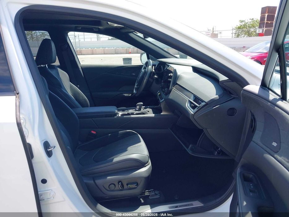 2023 Lexus RX 500h З манхейму