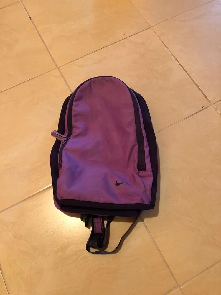 Plecak Nike mały fioletowy