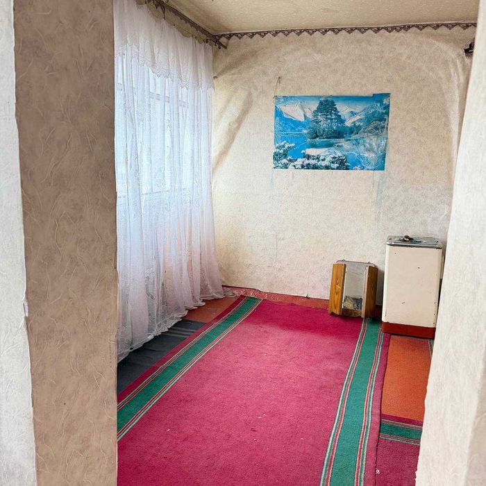 Продам велику! 3 лоджії! 2-к.квартиру на ж/м Лівобережний-3!