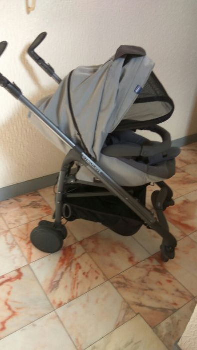 Carrinho Bebé Trio Love