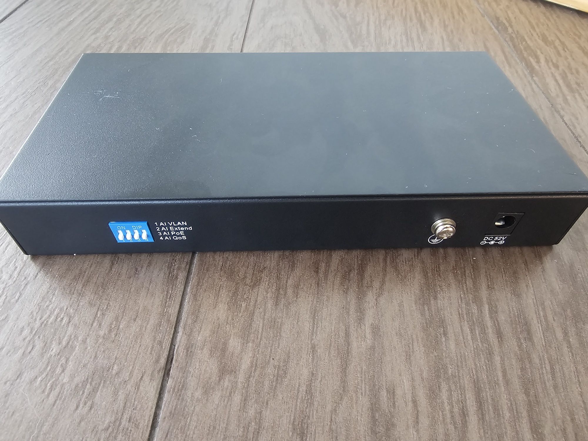 POE-комутатор FoxGate S5908P-FE2-AI (96W)