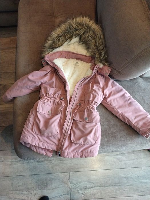 Kurtka zimowa dla dziewczynki rozmiar 122