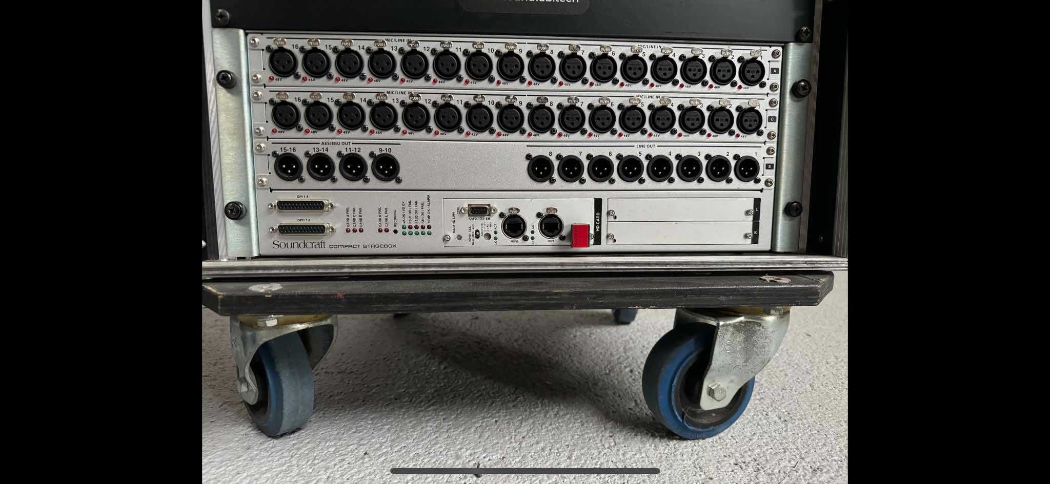 Mikser cyfrowy Soundcraft Vi2000 + Compact stagebox + flipcase