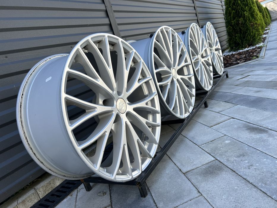 Диски 20R 5x112 9J ET30 DIA66.6 Audi Mercedes BMW Skoda