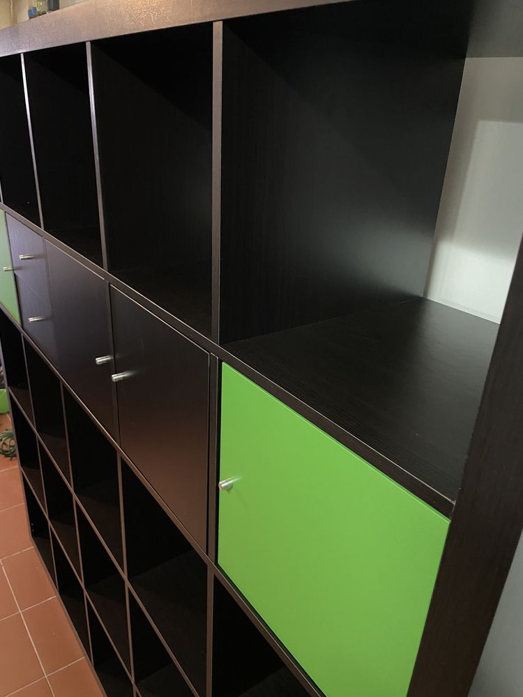 Estante Ikea 5x5 Expedit/Kallax (preto) + 5 gavetas