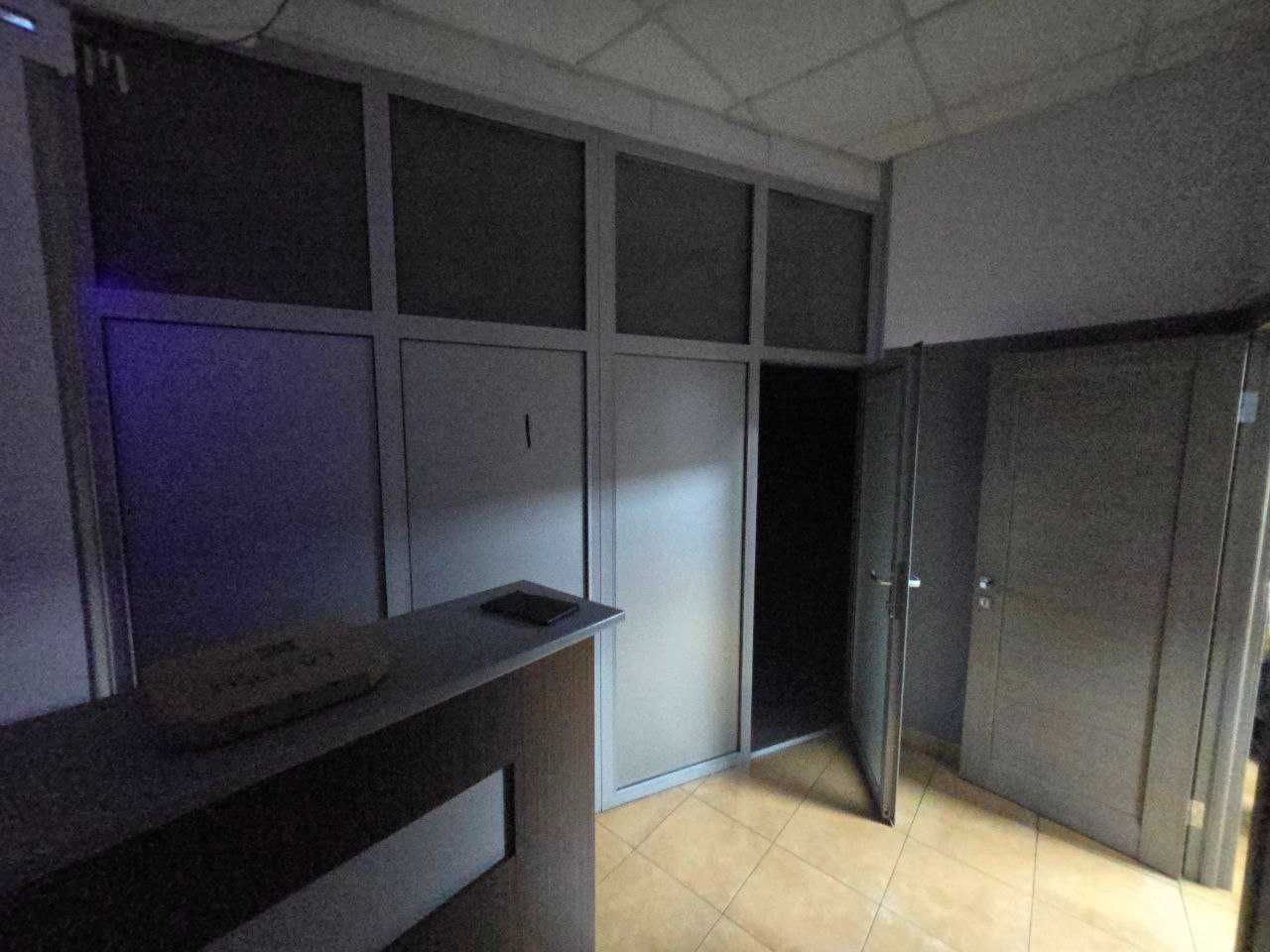 Продаж приміщення в центрі, Незалежності, 87, готель Надія,270м2,фасад