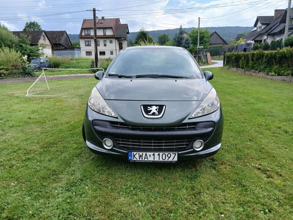 Sprzedam Peugeota 207 1.4 benzyna