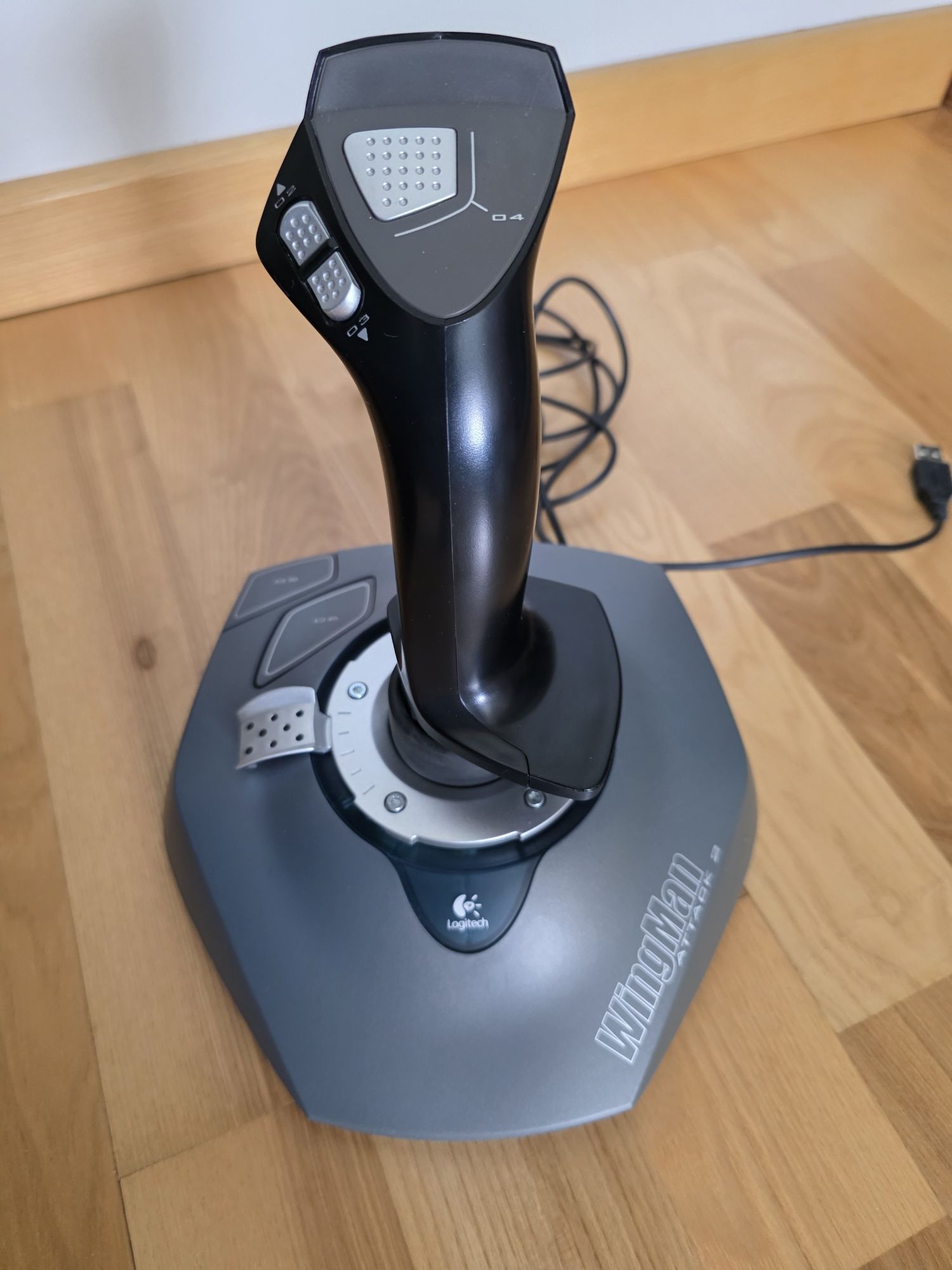 Joystick Logitech WingMan Attack 2