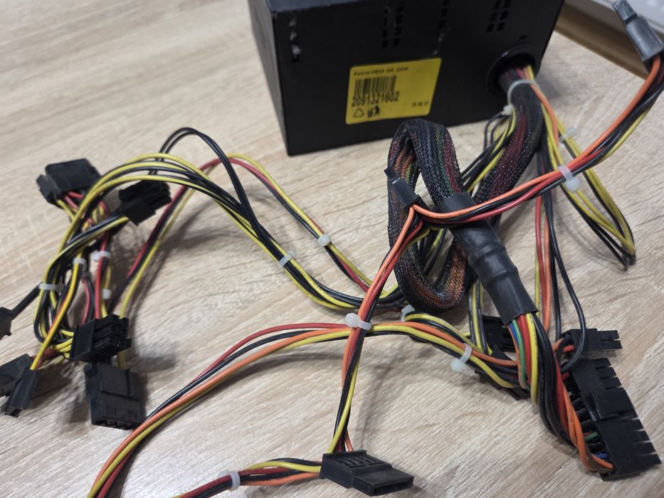 Zasilacz FSP Hexa Series He-500, 500W.