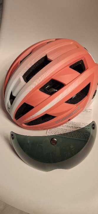 Kask rowerowy  damski z okularami magnetycznymi i ładowanym  USB ROZ M