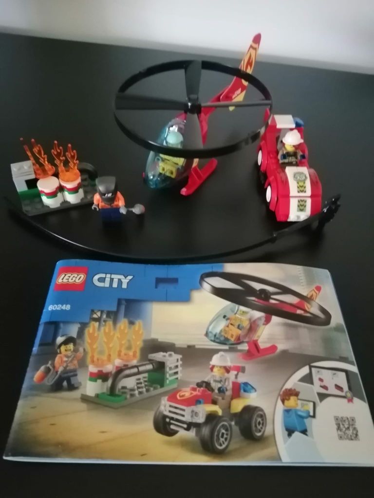 Helicóptero da lego